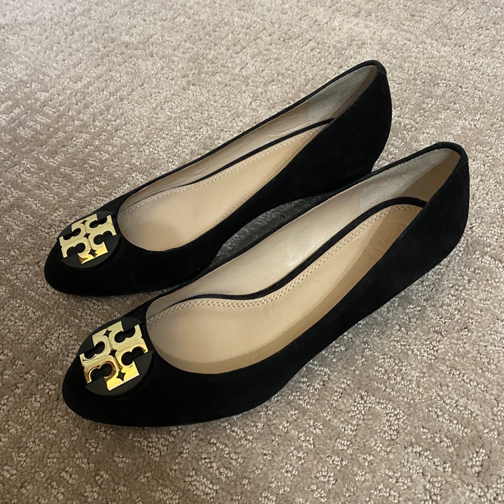 Black Tory Burch Wedges!